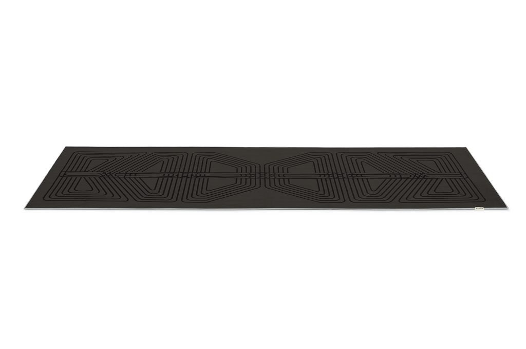 The GECKO WARRIOR – Nightfall yoga towel features a unique wet/dry grip Focus Alinement™ pattern made of tactile silicone, inspired by but not directly taken from ancient warrior cultures. It comes with a sleek black graphite base with contrasting colored stitching and is made using an eco-friendly, dye-free process.